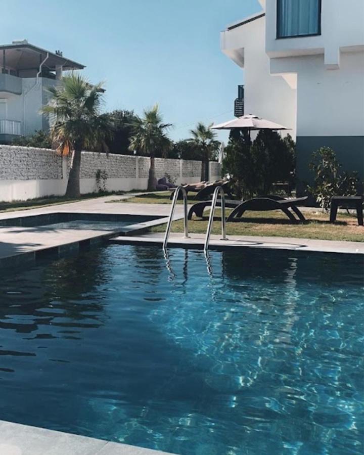 Side Mira Palace & Spa Bagian luar foto